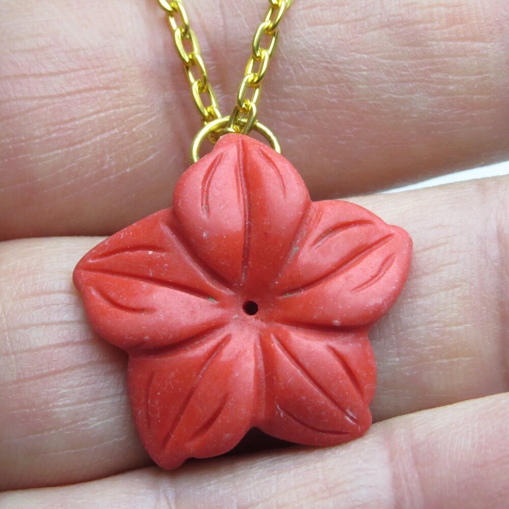 14K Coral Flower Pendant With Necklace